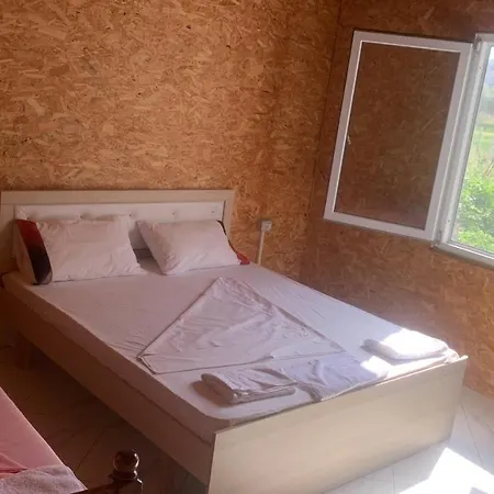 Semesterbostad Shtepi Pushimi Ajla Borsh